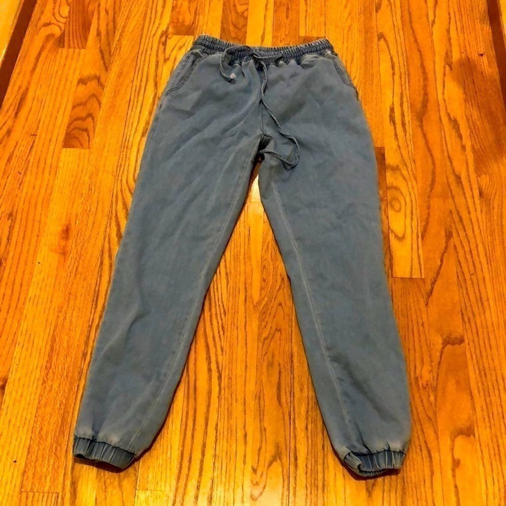 3/$15 elastic waist jeans